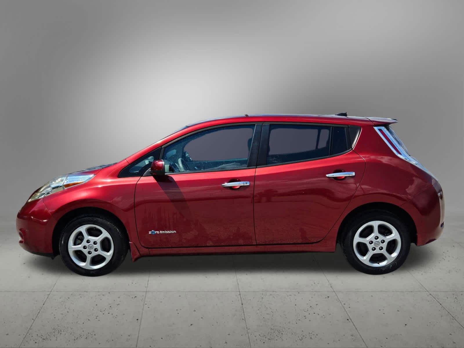 Thumbnail: 2015 Nissan Leaf - 2