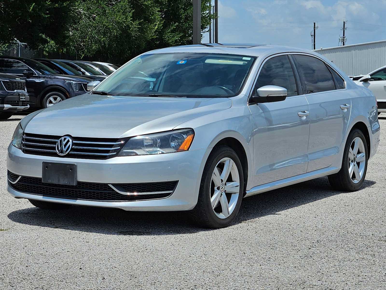 Thumbnail: 2013 Volkswagen Passat - 10