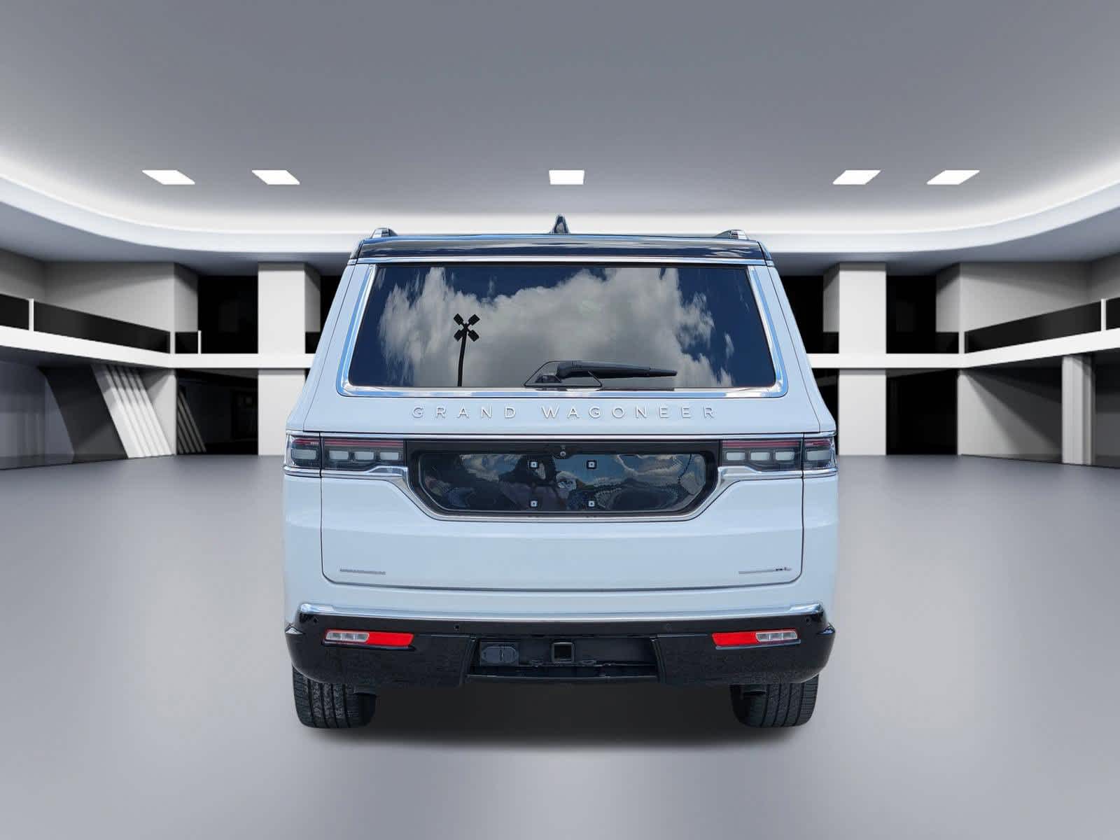 Thumbnail: 2023 Jeep Grand Wagoneer L - 5
