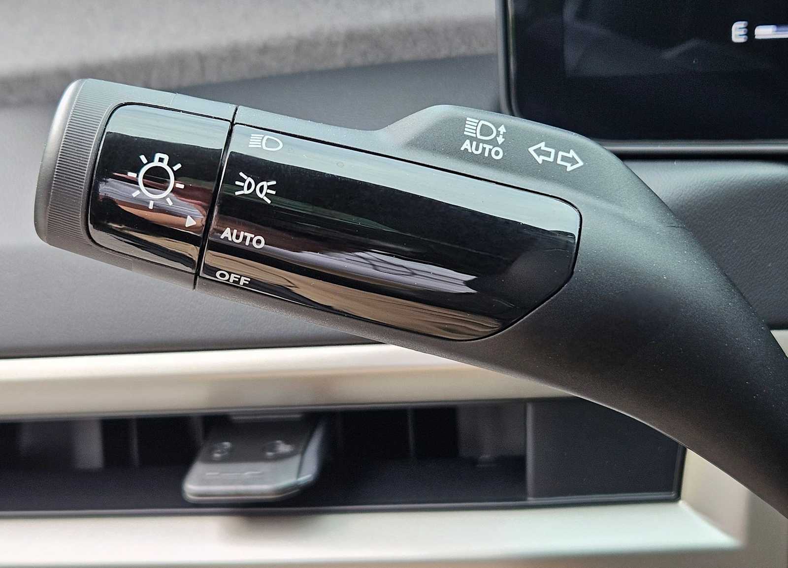 Thumbnail: 2027 Kia Telluride - 24