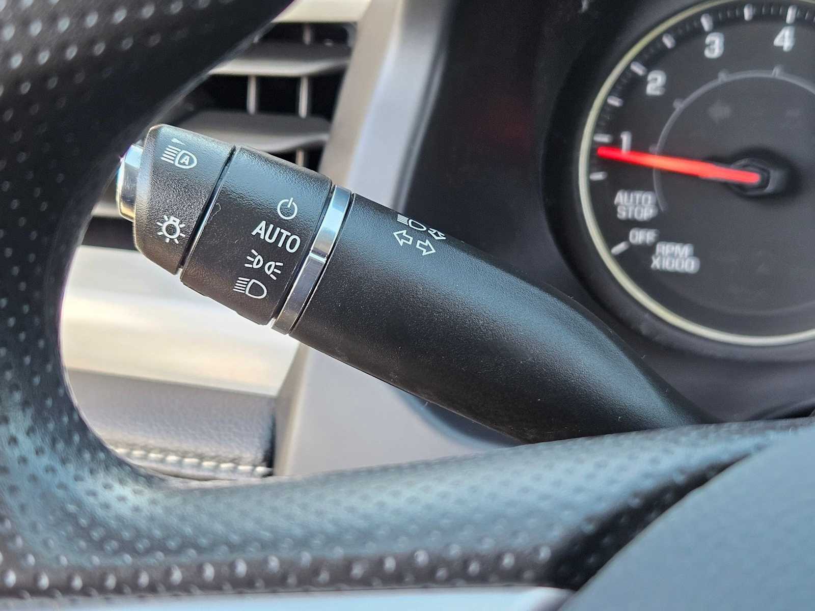 Thumbnail: 2023 GMC Acadia - 24