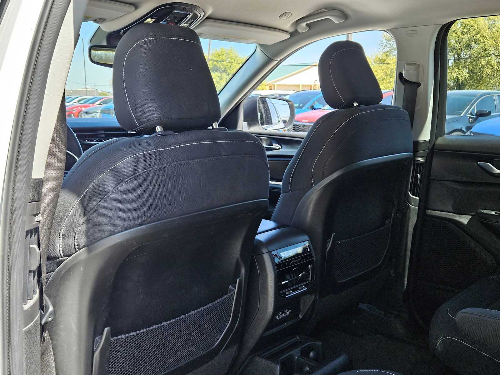 Thumbnail: 2023 Jeep Grand Cherokee L - 17