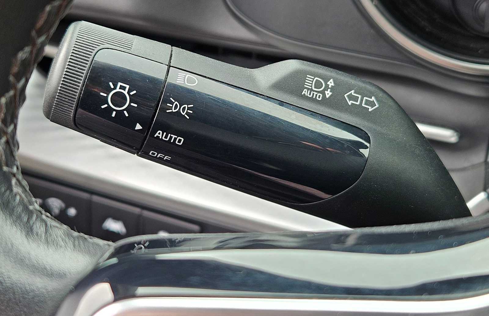 Thumbnail: 2024 Kia Carnival - 25