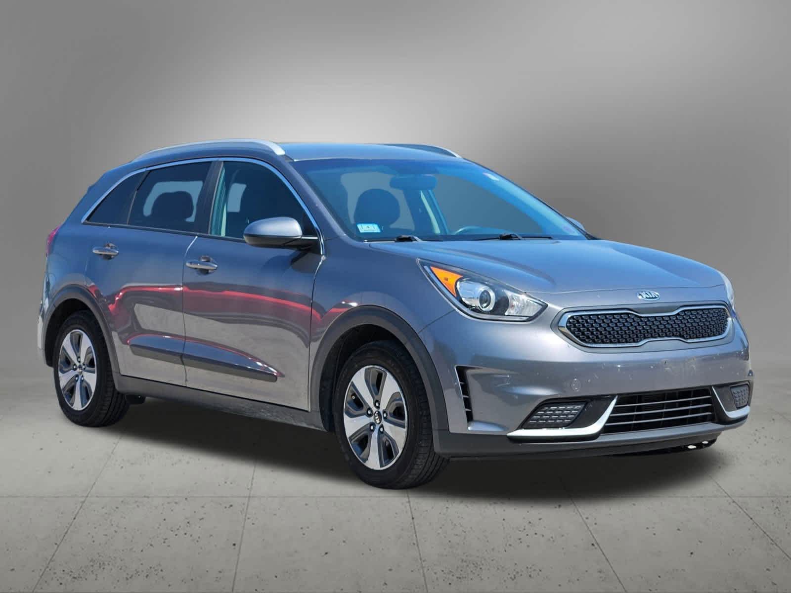 Thumbnail: 2018 Kia Niro - 7
