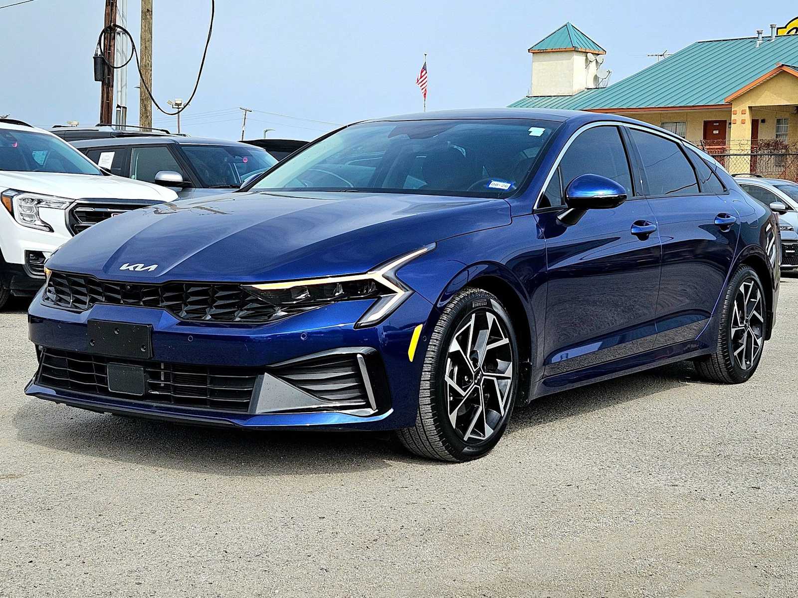 Thumbnail: 2025 Kia K5 - 10