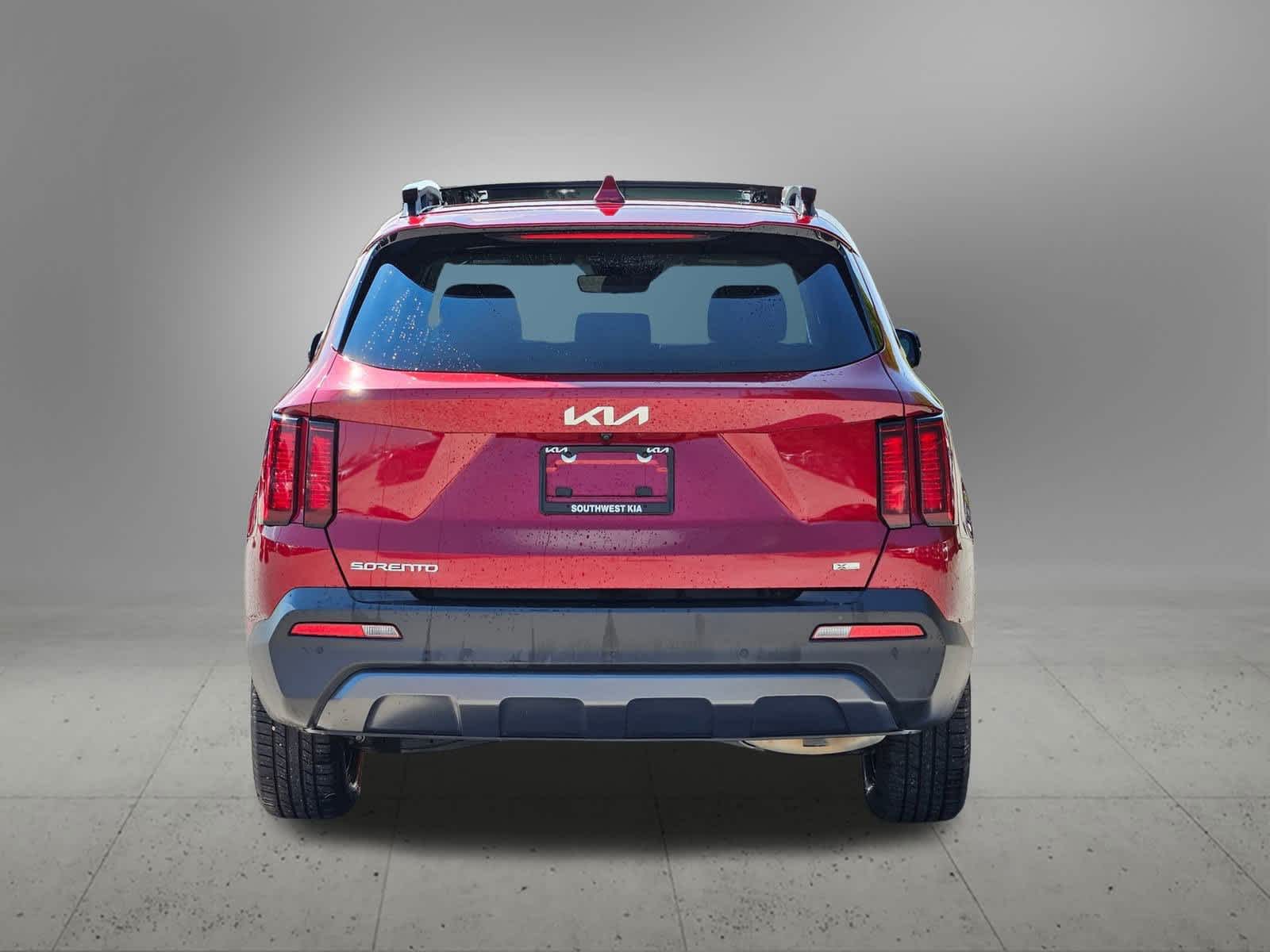 Thumbnail: 2023 Kia Sorento - 4
