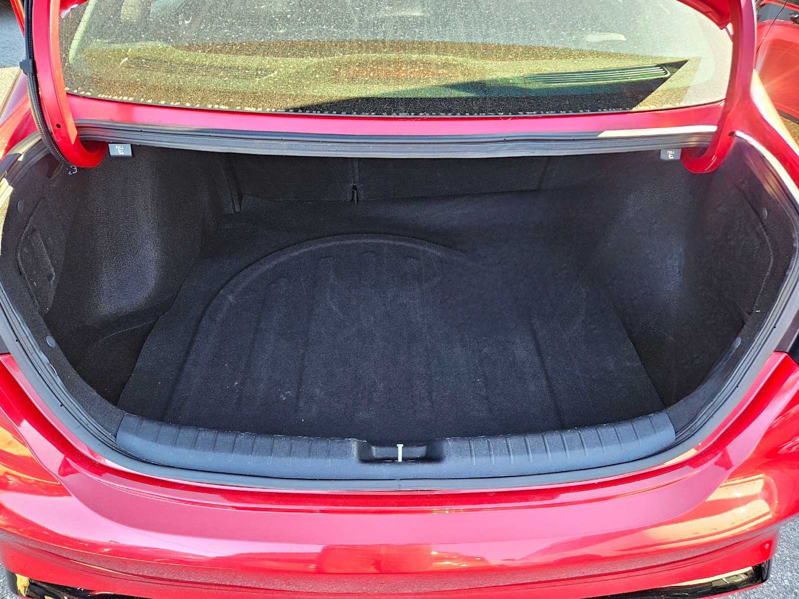 Thumbnail: 2023 Kia Forte - 33