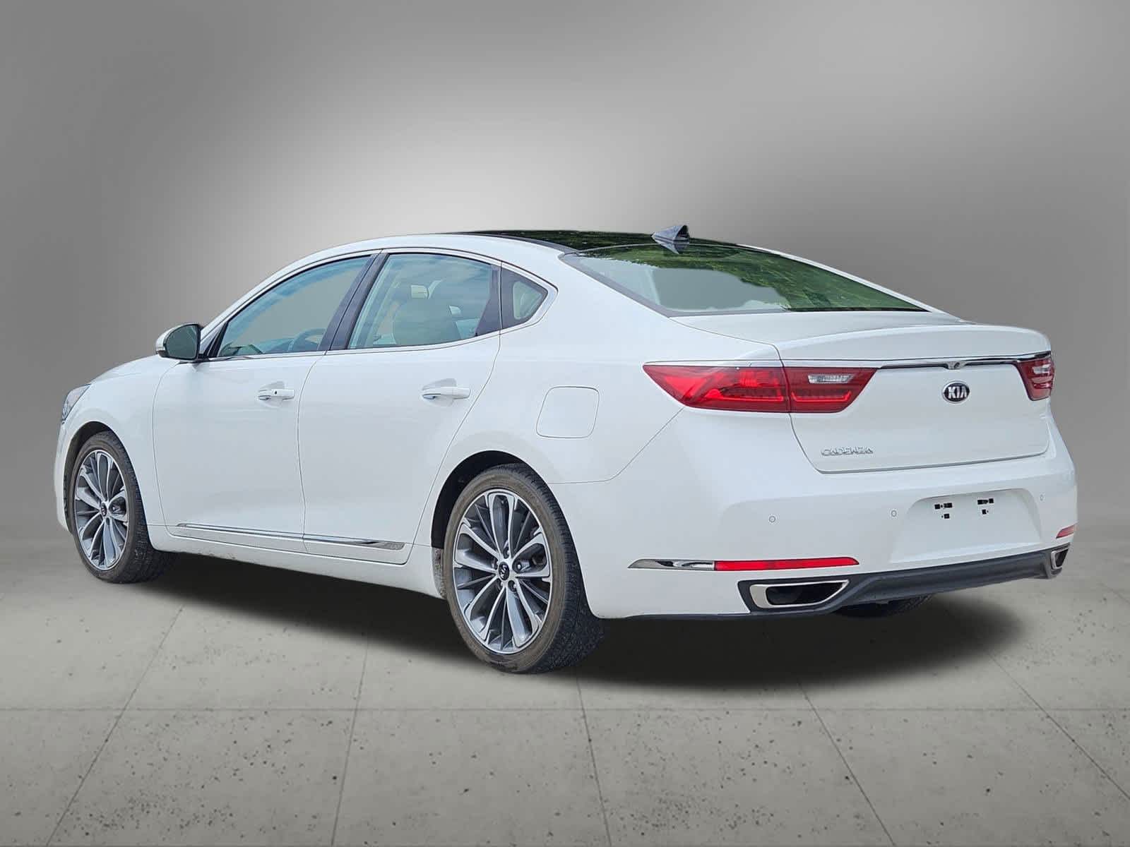 2019 Kia Cadenza Technology 4