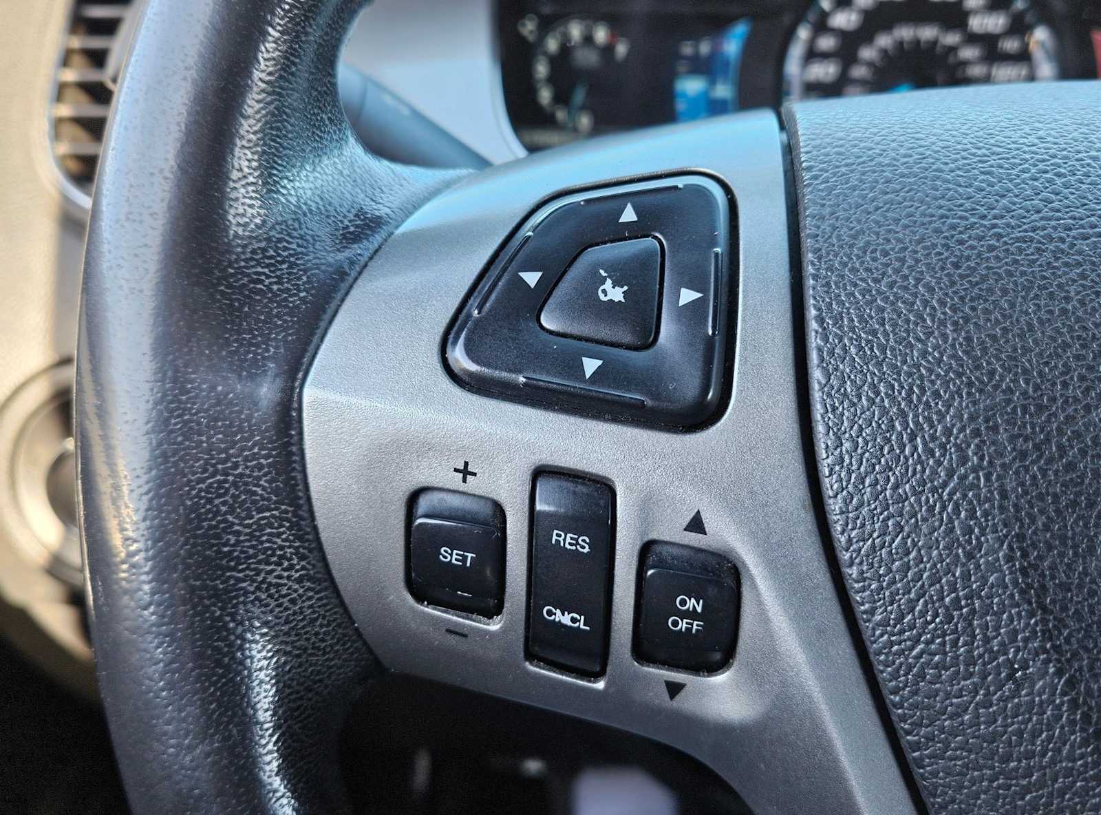 Thumbnail: 2014 Ford Taurus - 17