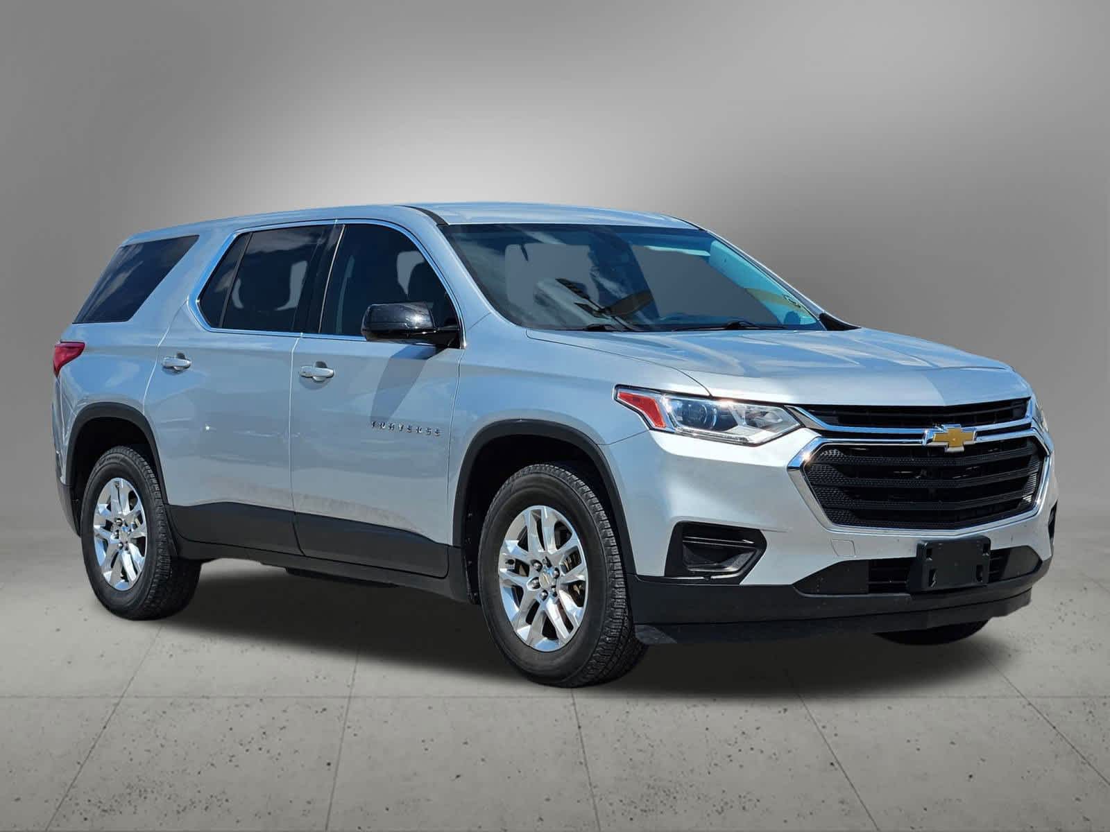 Thumbnail: 2019 Chevrolet Traverse - 8