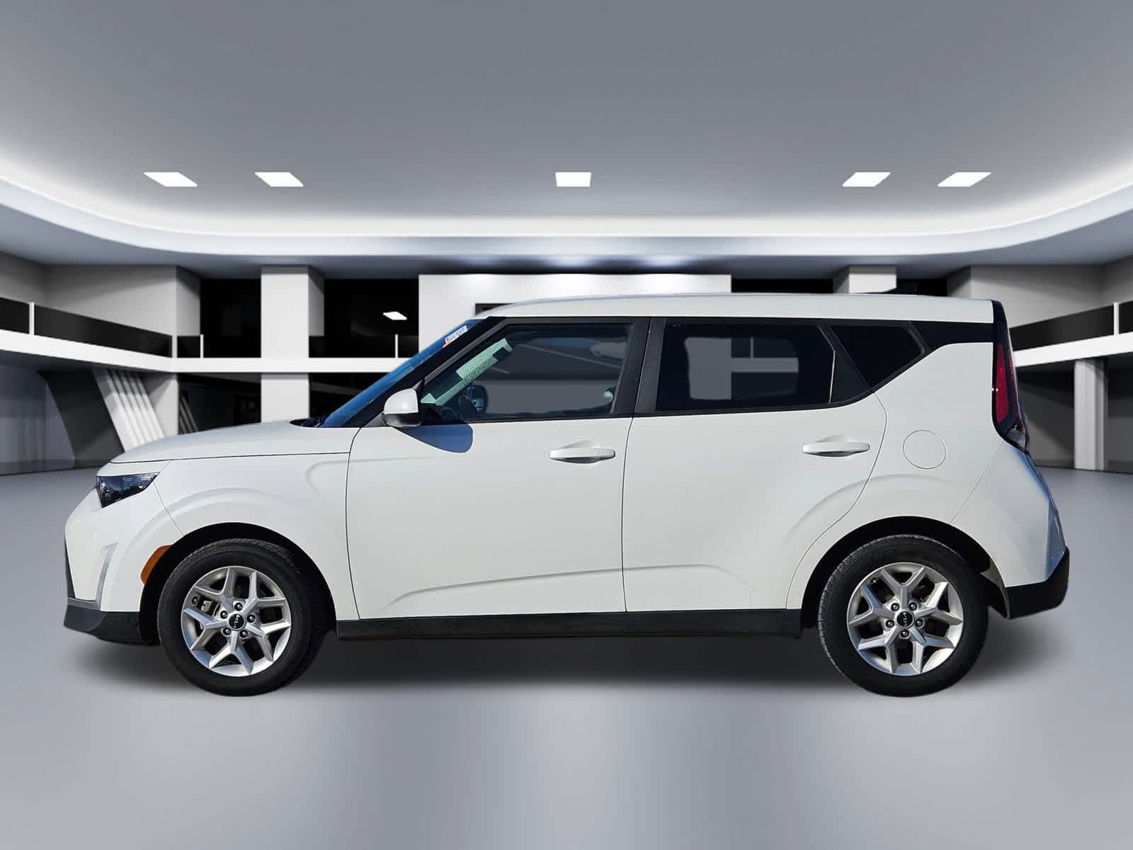 Thumbnail: 2024 Kia Soul - 3