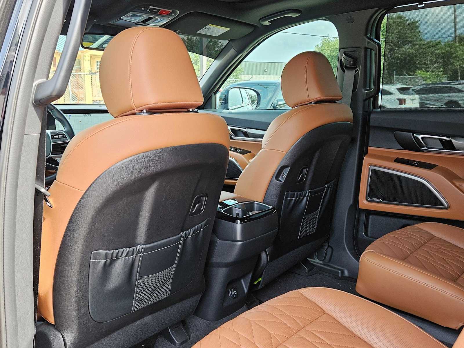Thumbnail: 2025 Kia Telluride - 16