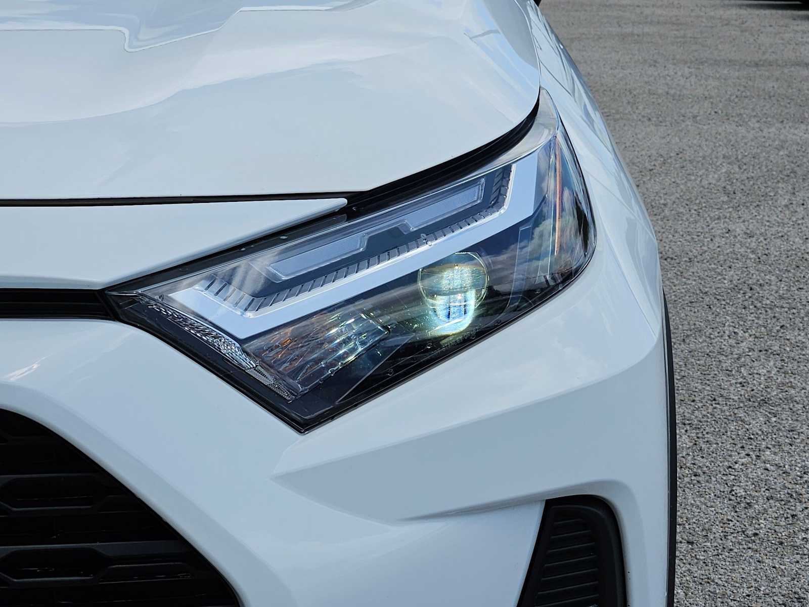 Thumbnail: 2024 Toyota RAV4 - 10