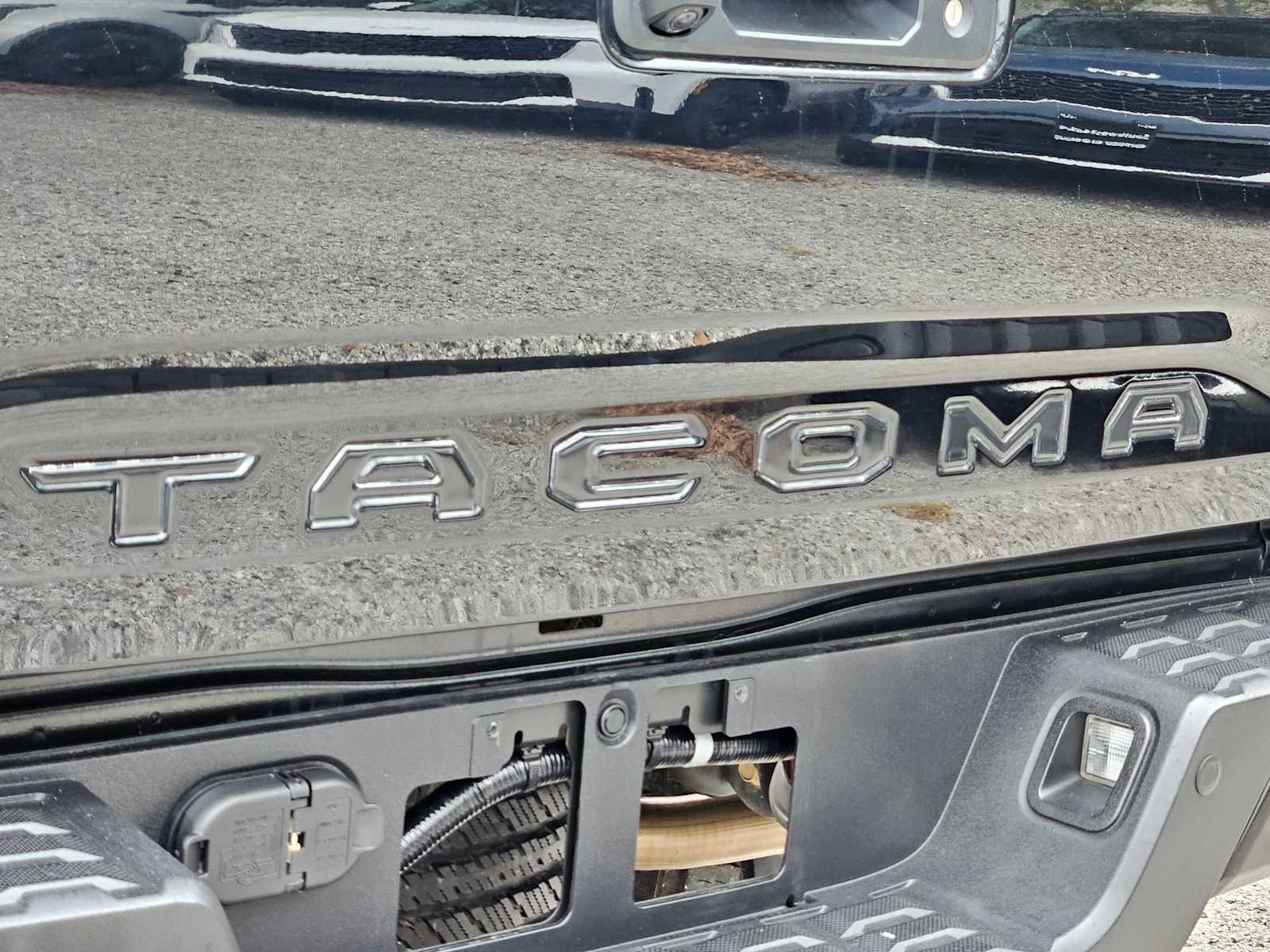 Thumbnail: 2022 Toyota Tacoma - 13