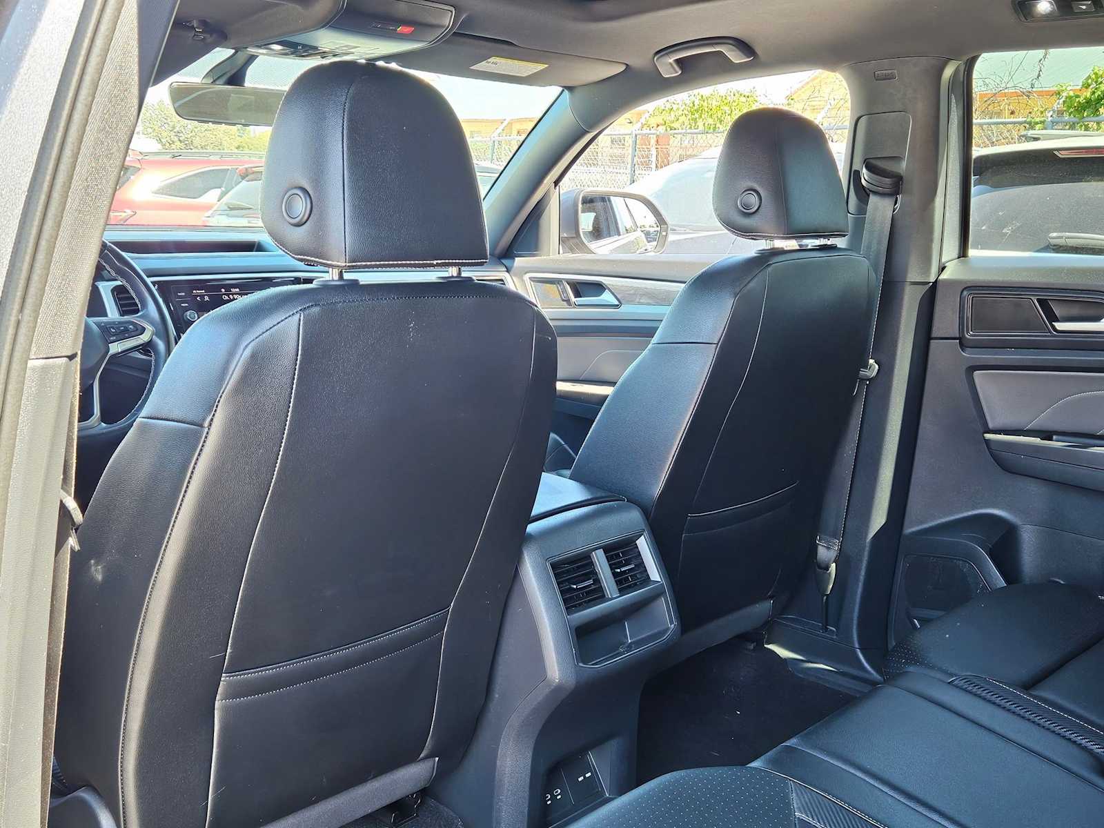 Thumbnail: 2022 Volkswagen Atlas - 19