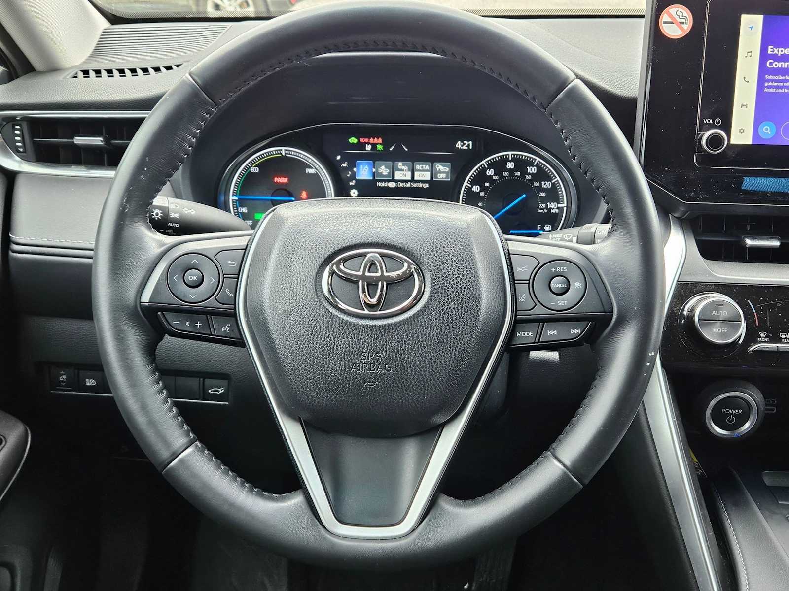 Thumbnail: 2023 Toyota Venza - 21