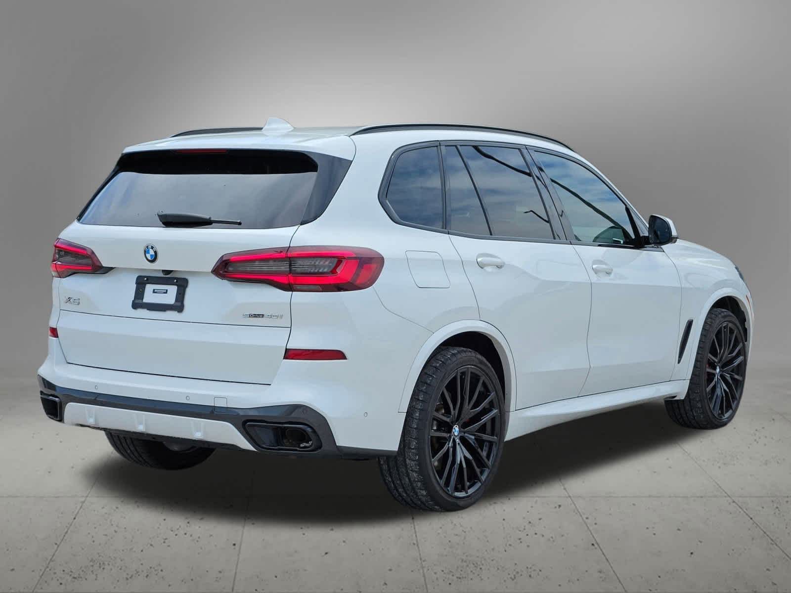 Thumbnail: 2021 BMW X5 - 6