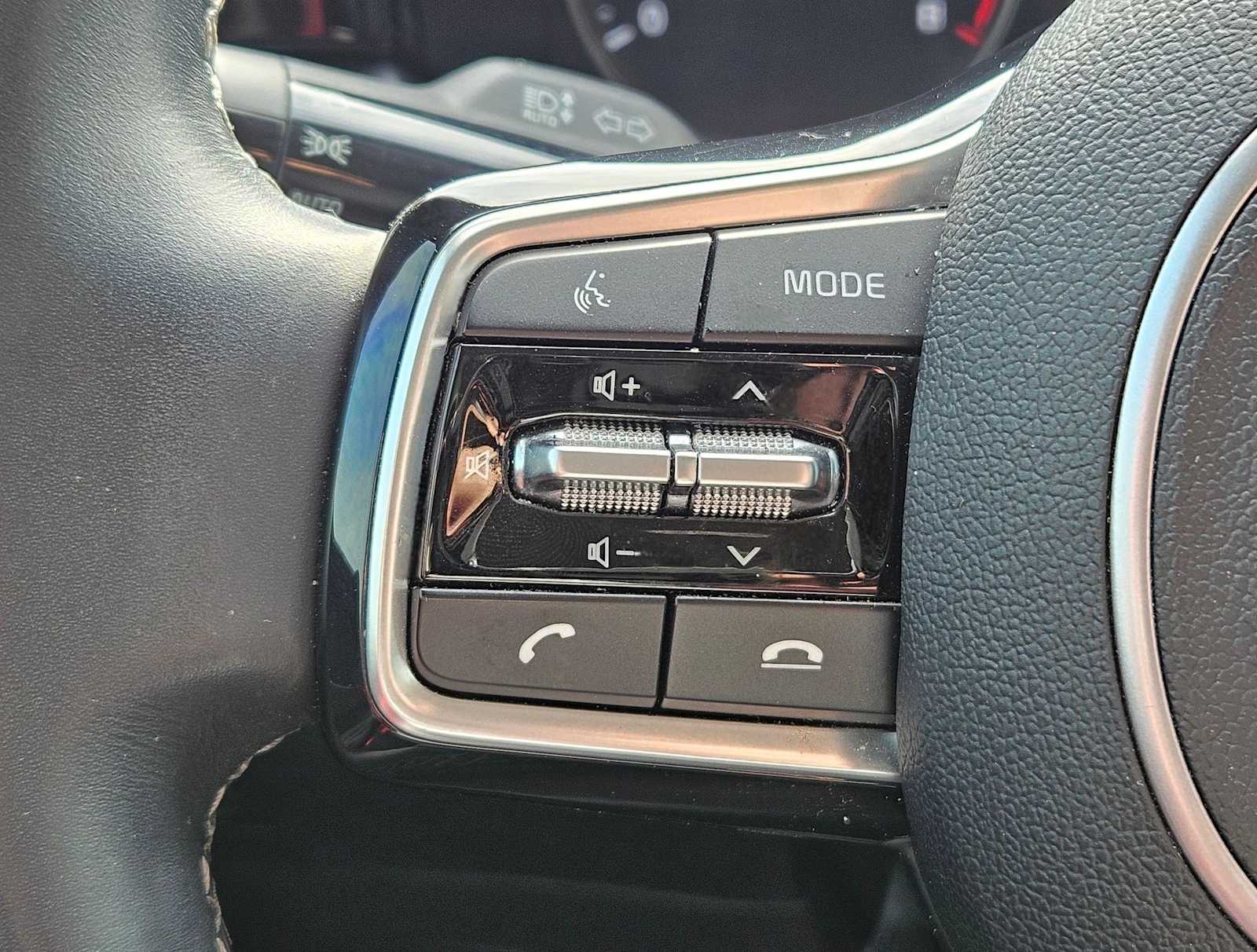 Thumbnail: 2023 Kia Sorento - 33