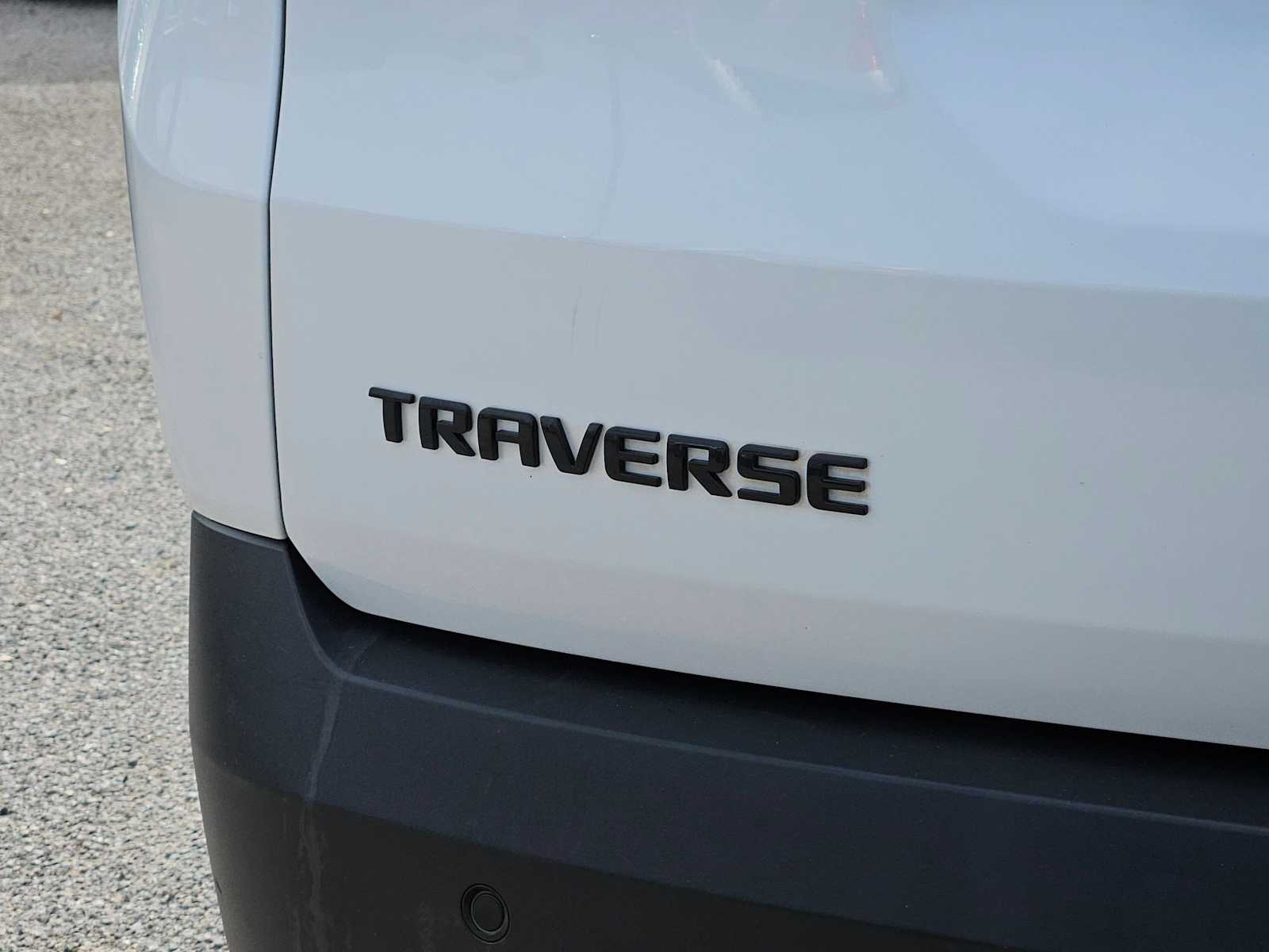 Thumbnail: 2020 Chevrolet Traverse - 13