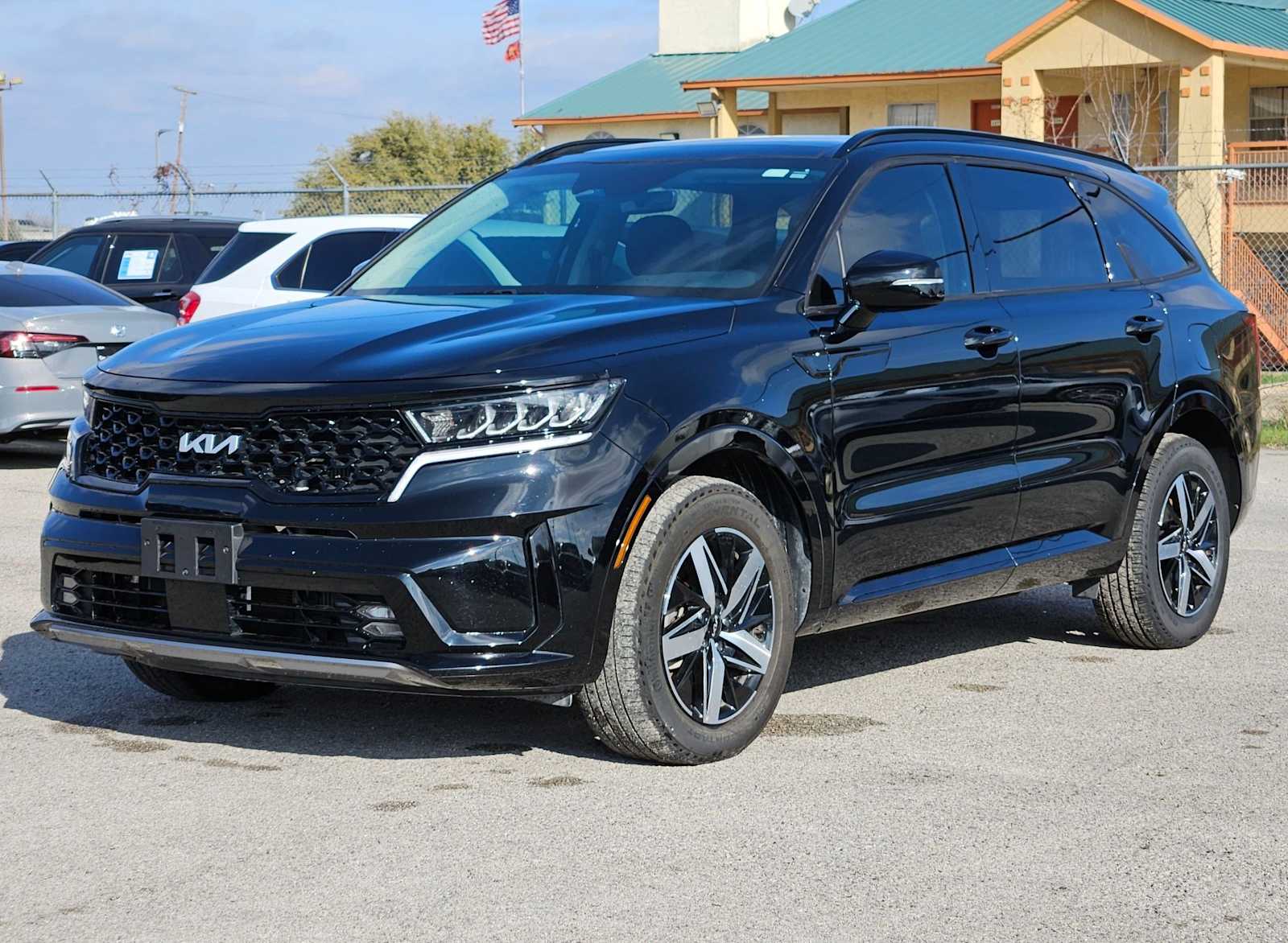 Thumbnail: 2023 Kia Sorento - 10