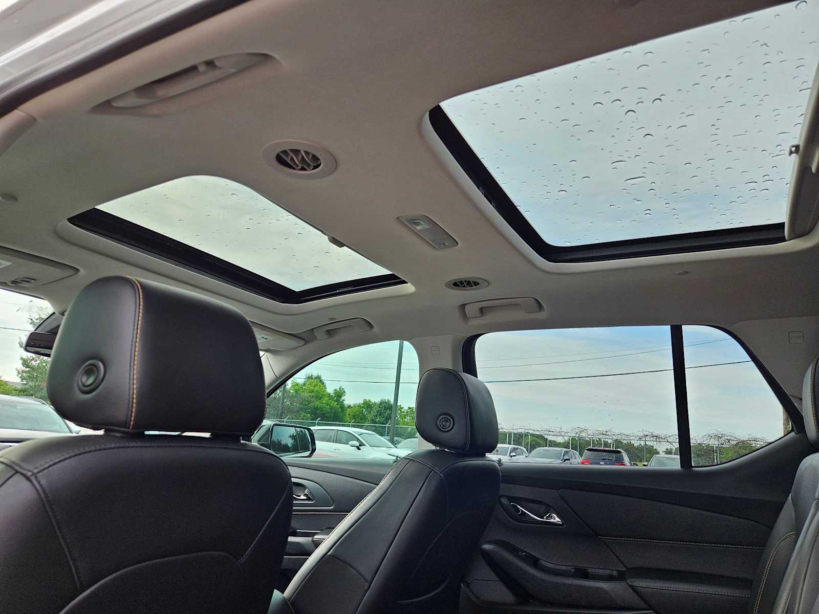 Thumbnail: 2020 Chevrolet Traverse - 12