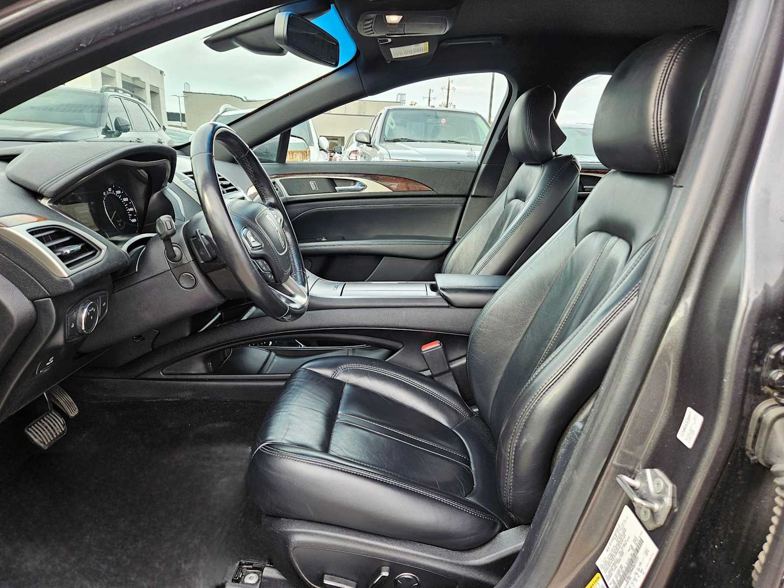 Thumbnail: 2019 Lincoln MKZ - 17