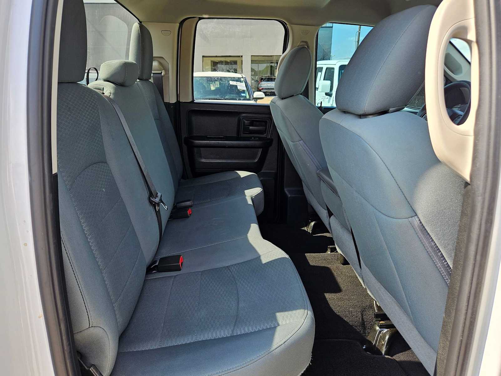 Thumbnail: 2019 RAM 1500 Classic - 17