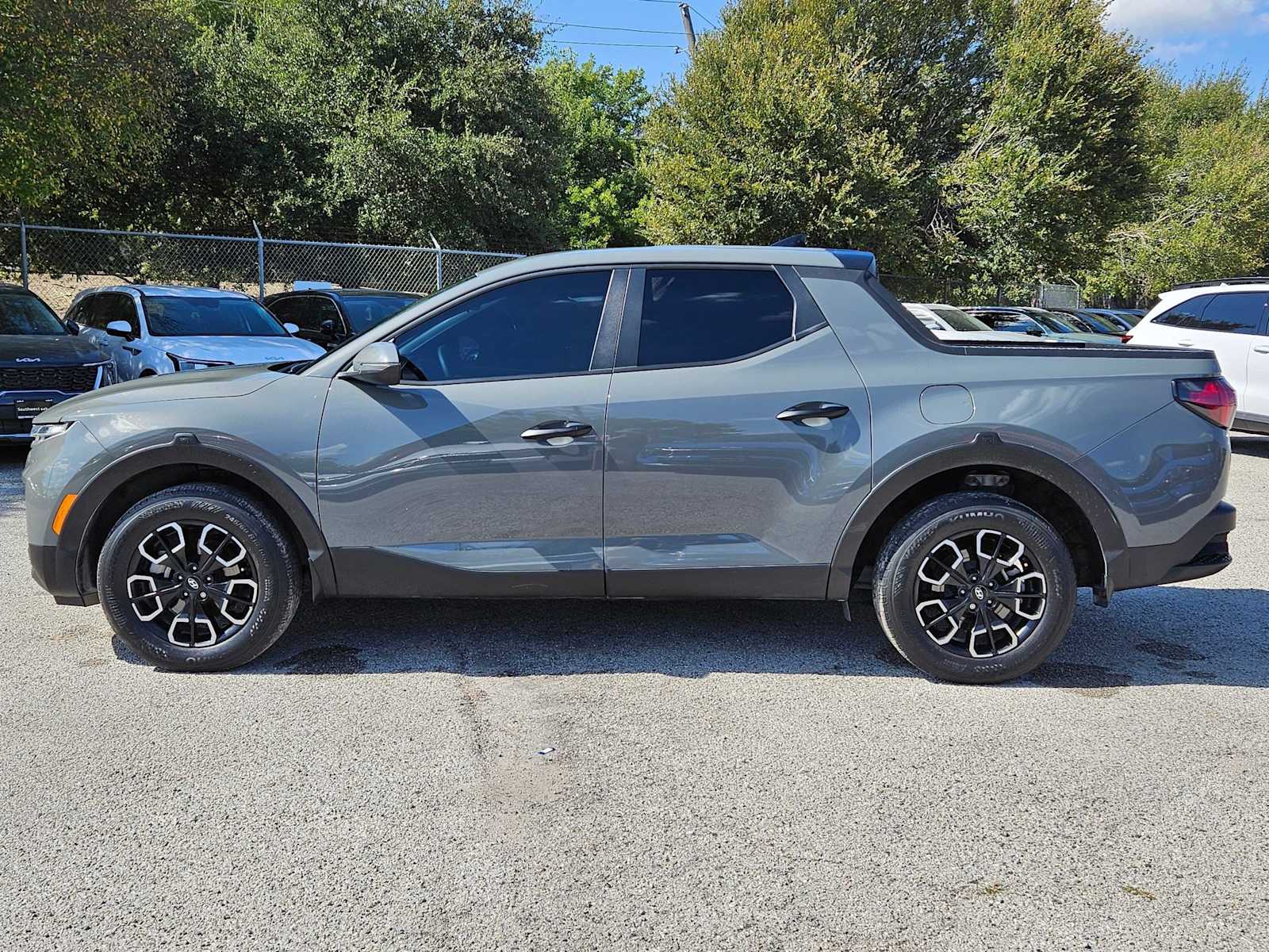 2024 Hyundai Santa Cruz SEL photo 2