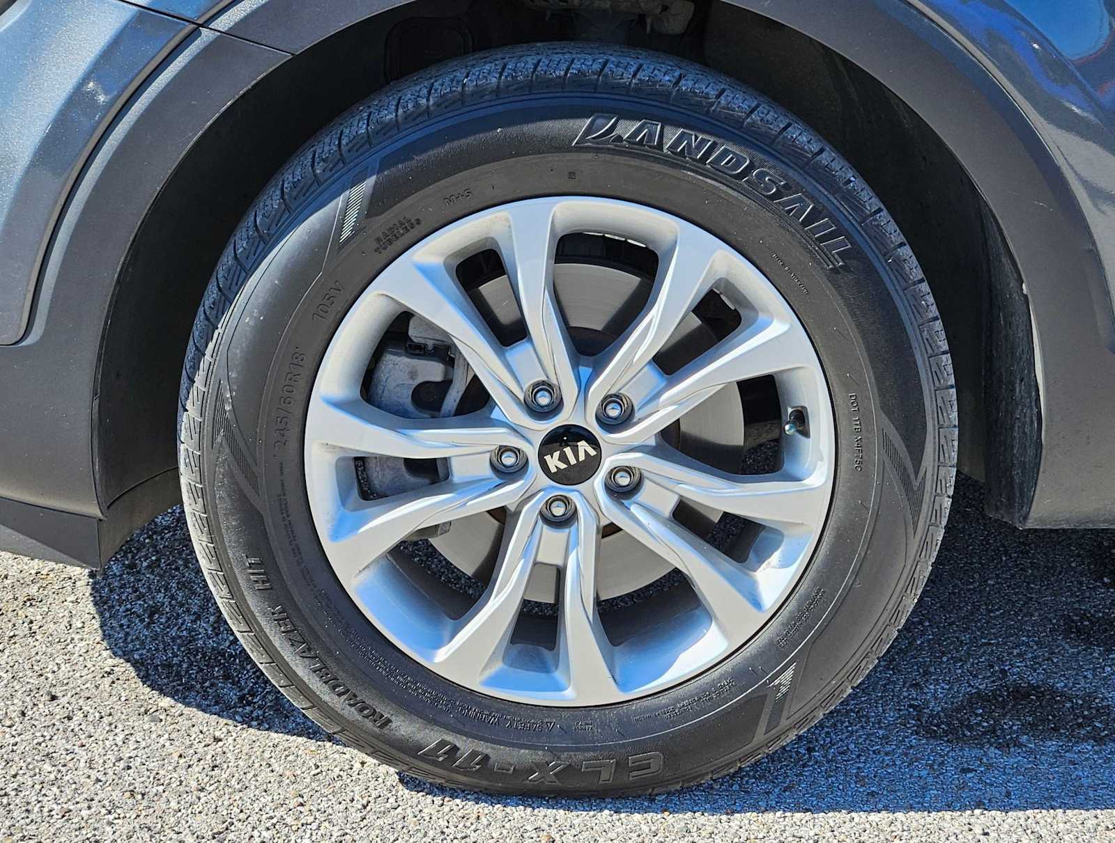 Thumbnail: 2021 Kia Telluride - 14