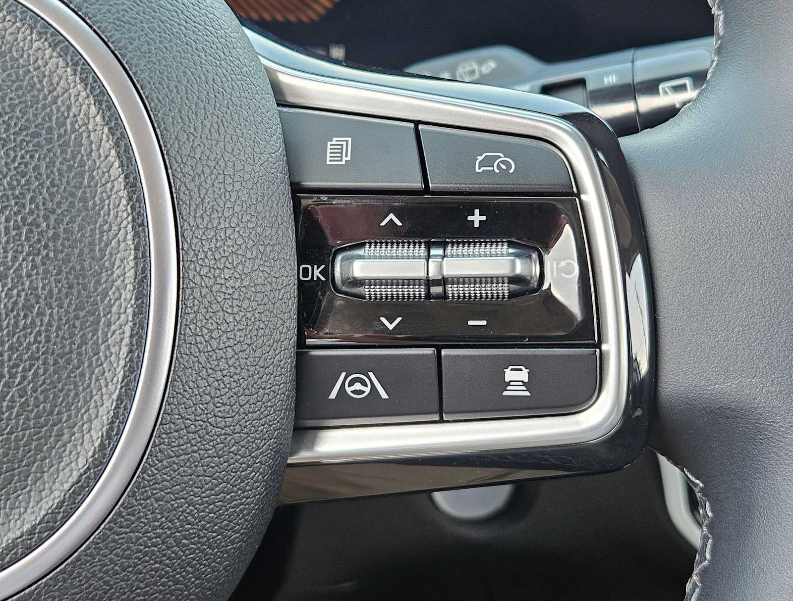 Thumbnail: 2025 Kia Sorento - 22