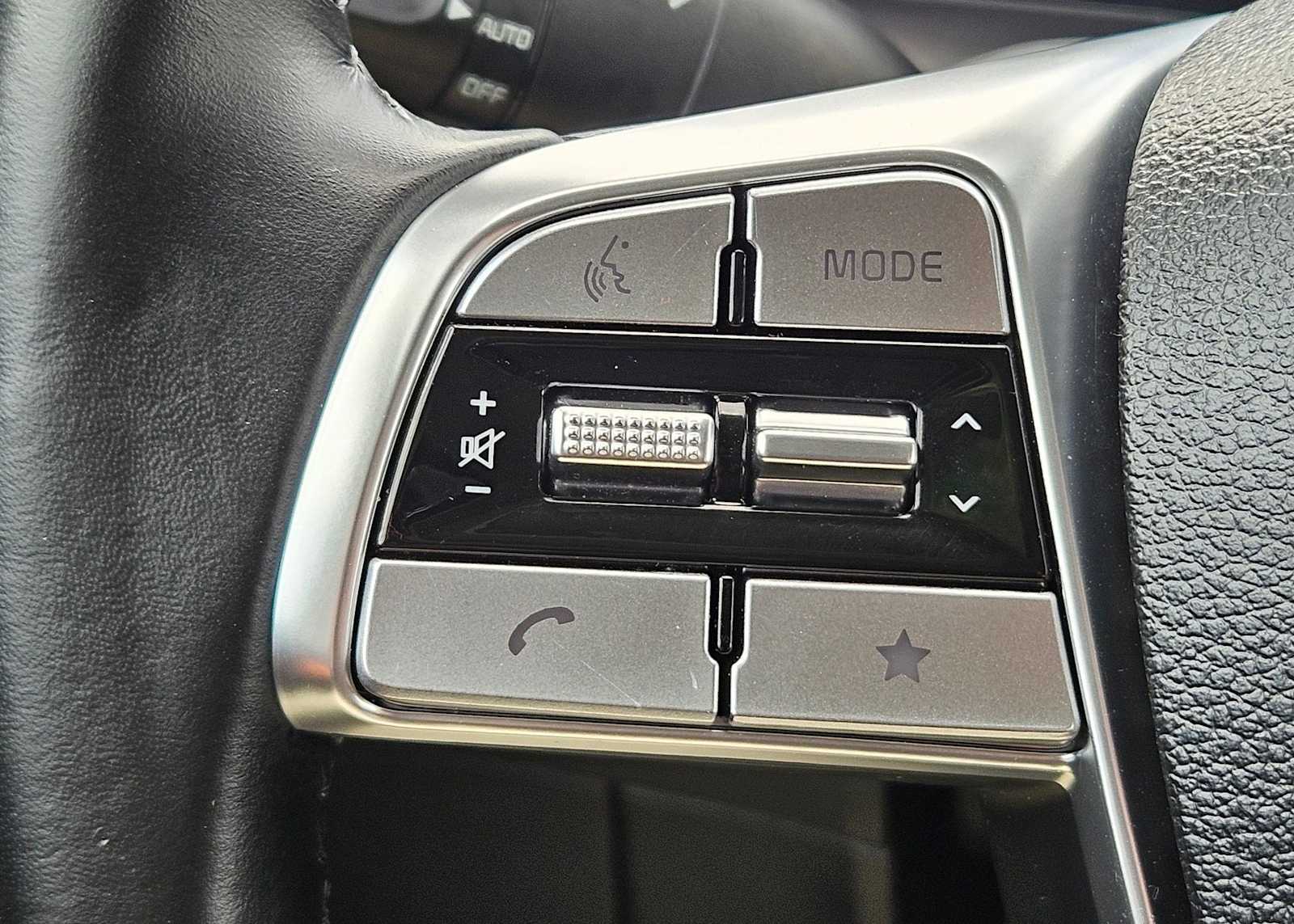 Thumbnail: 2024 Kia Telluride - 24