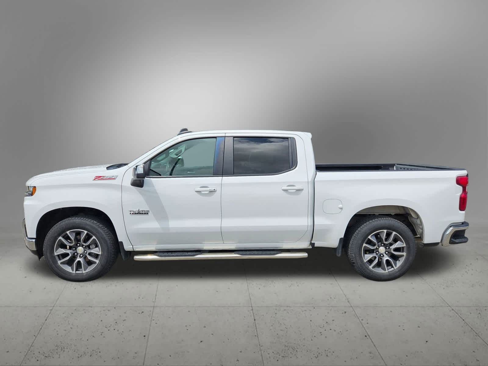 Thumbnail: 2020 Chevrolet Silverado 1500 - 3