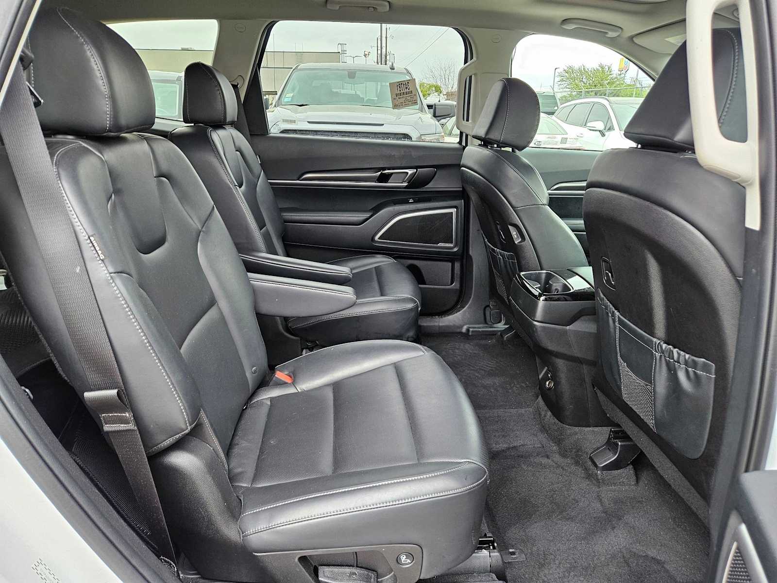 Thumbnail: 2025 Kia Telluride - 21