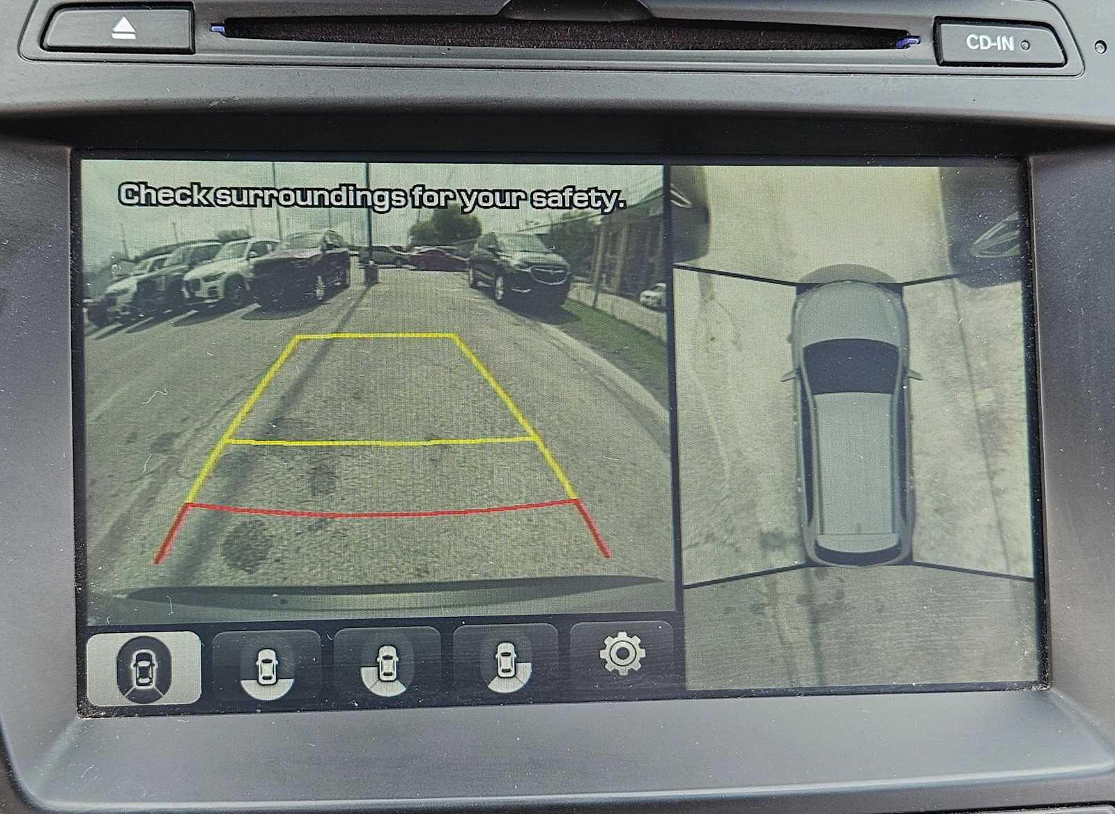 Thumbnail: 2017 Hyundai Santa Fe - 15