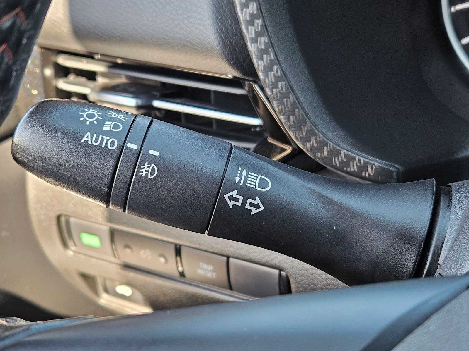 Thumbnail: 2022 Nissan Sentra - 25