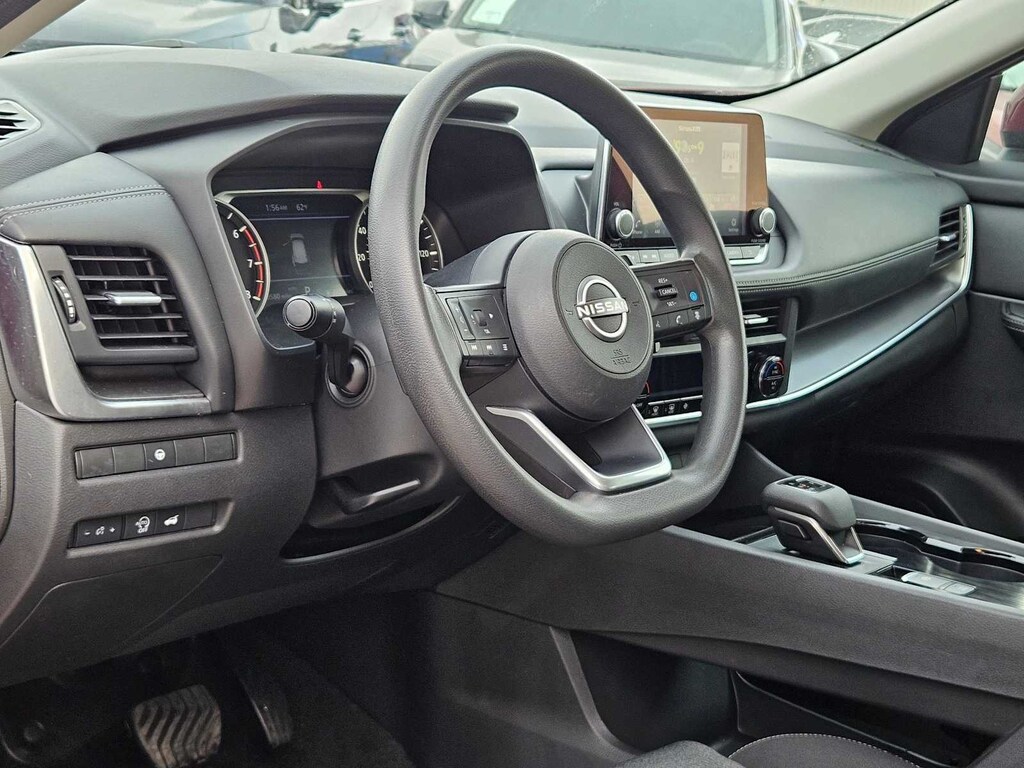 Used 2024 Nissan Rogue SV SUV