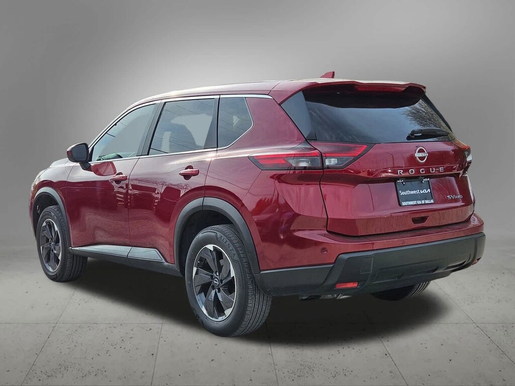 Used 2024 Nissan Rogue SV SUV