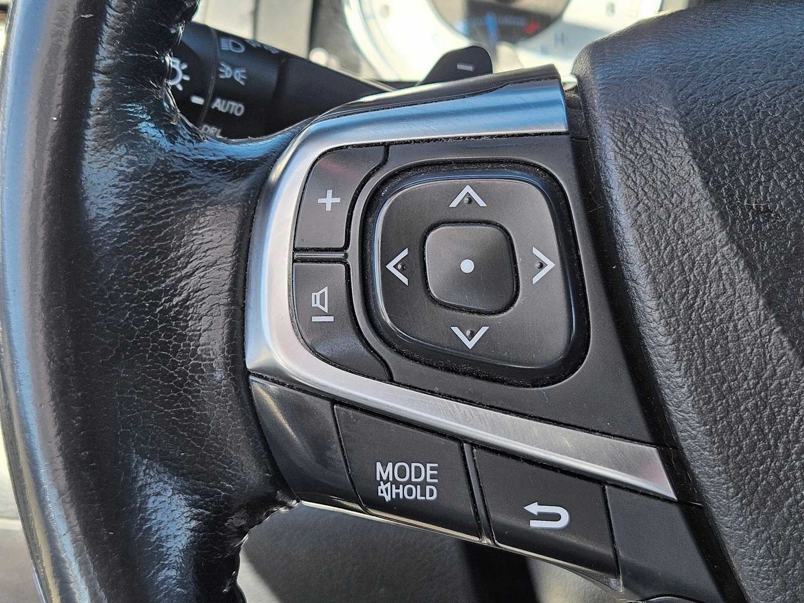 Thumbnail: 2016 Toyota Camry - 13