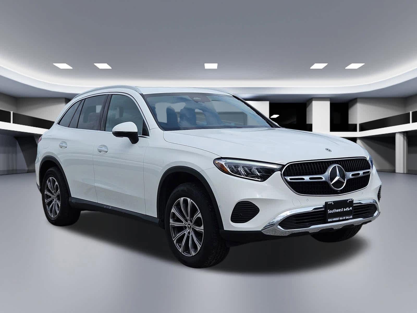 Thumbnail: 2024 Mercedes-Benz GLC - 9