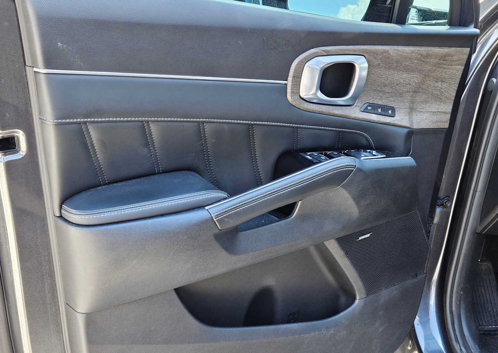 Thumbnail: 2022 Kia Sorento - 15