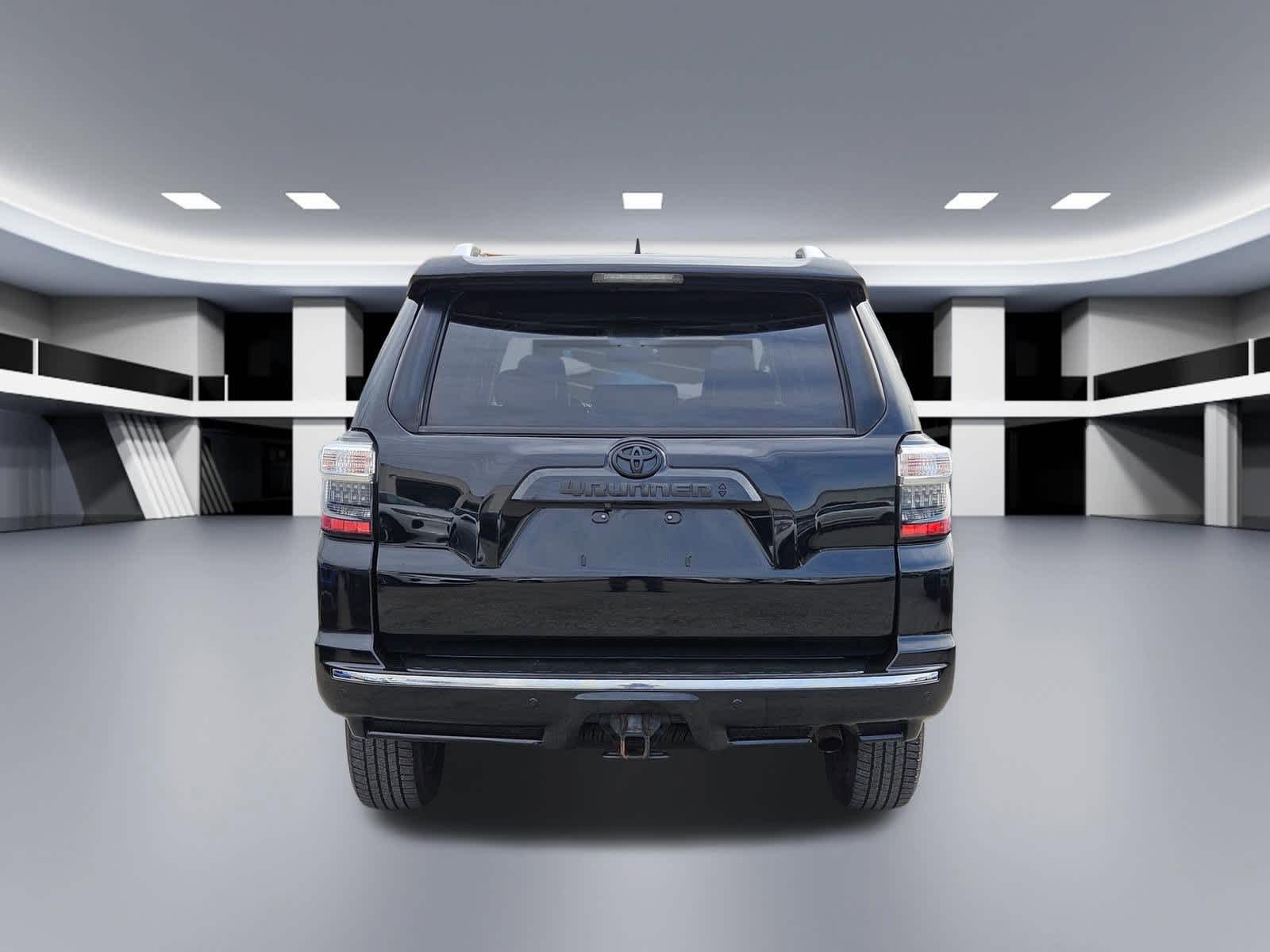 Thumbnail: 2018 Toyota 4Runner - 5