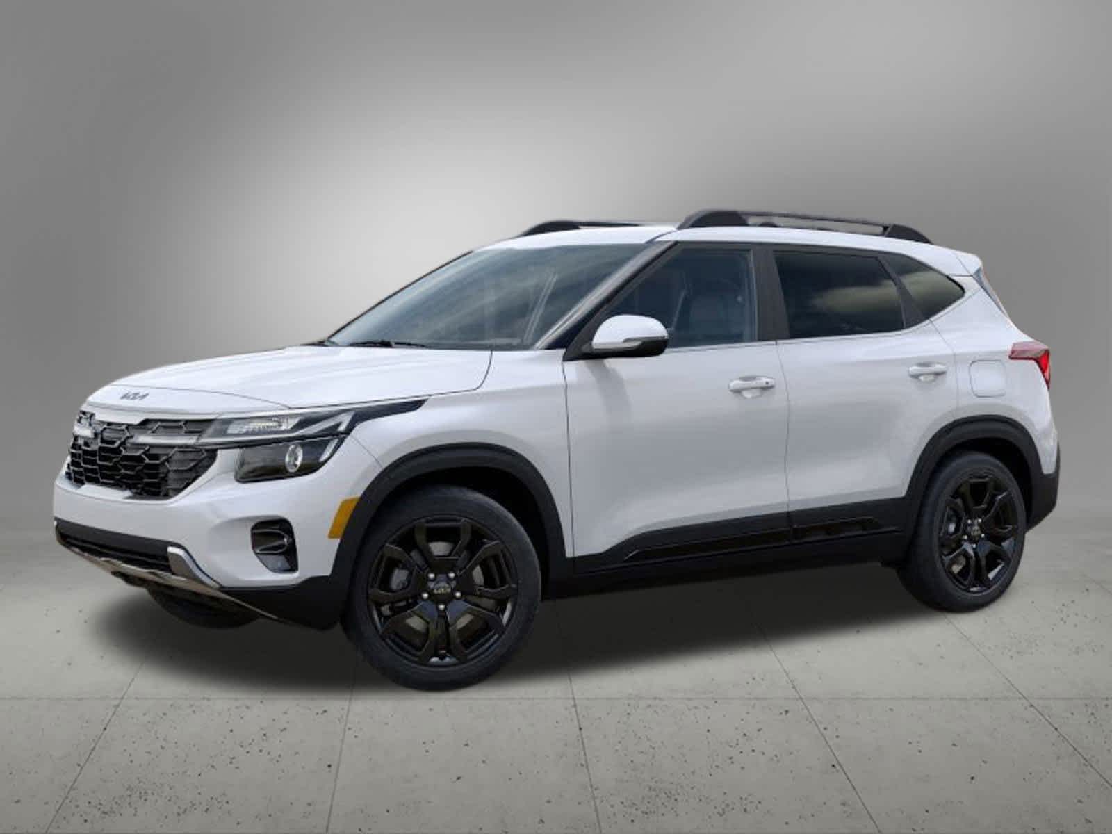 2025 Kia Seltos X-Line photo 3