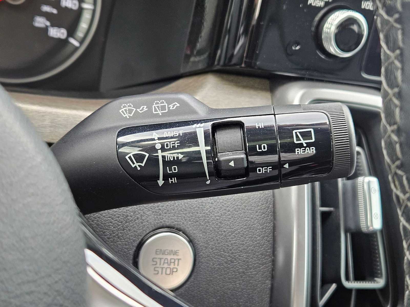 Thumbnail: 2023 Kia Sorento - 27