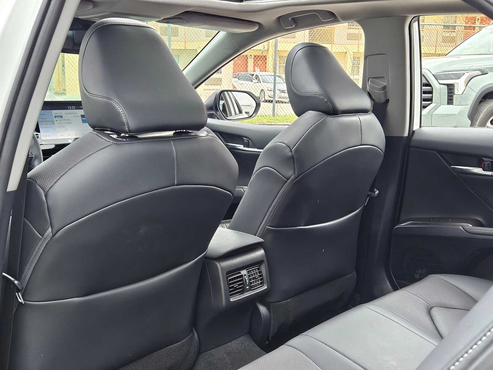 Thumbnail: 2022 Toyota Camry - 18