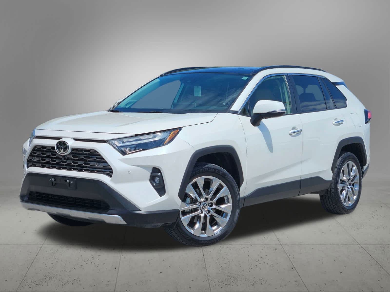 Thumbnail: 2022 Toyota RAV4 - 1