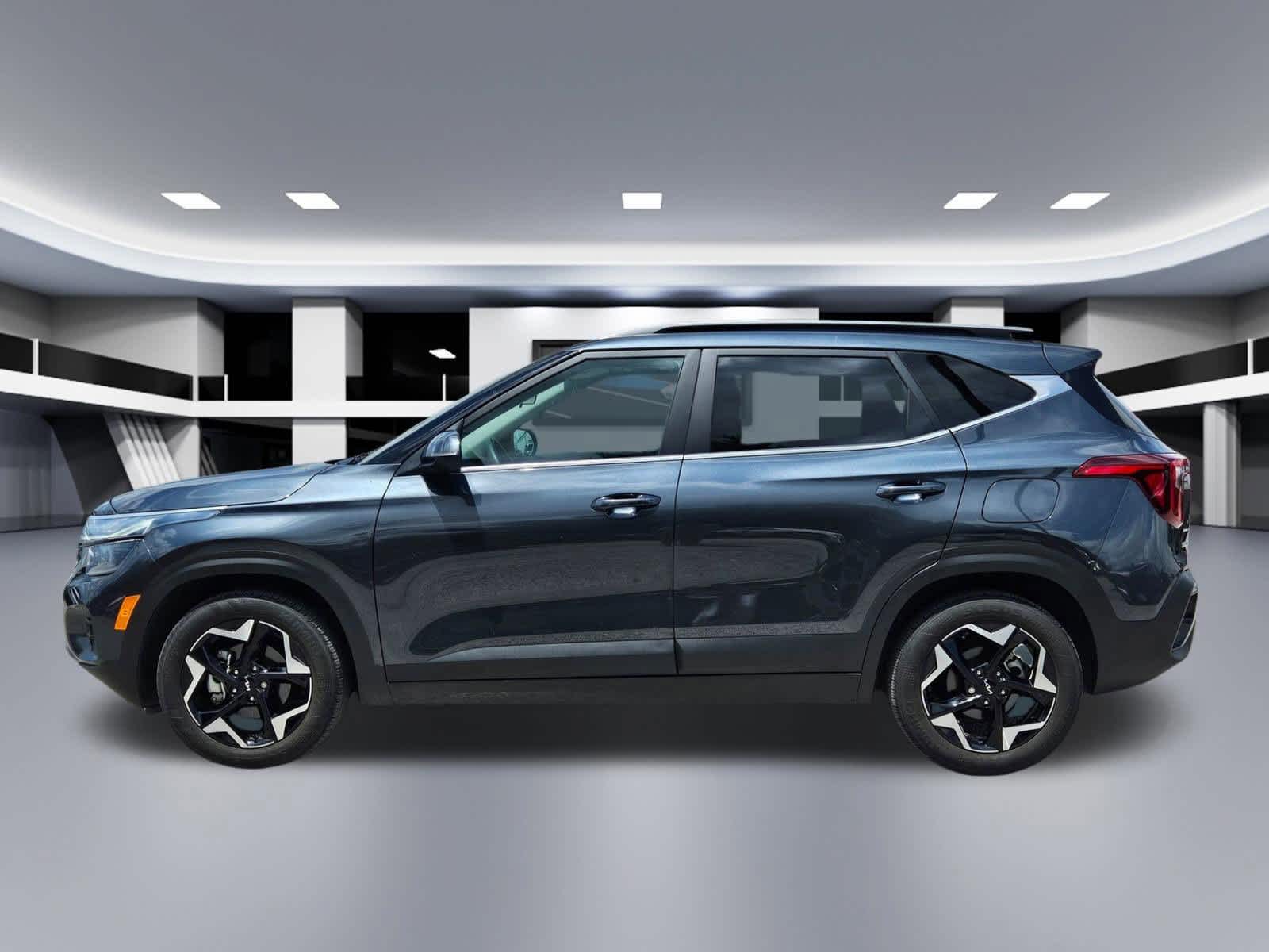 Thumbnail: 2025 Kia Seltos - 3