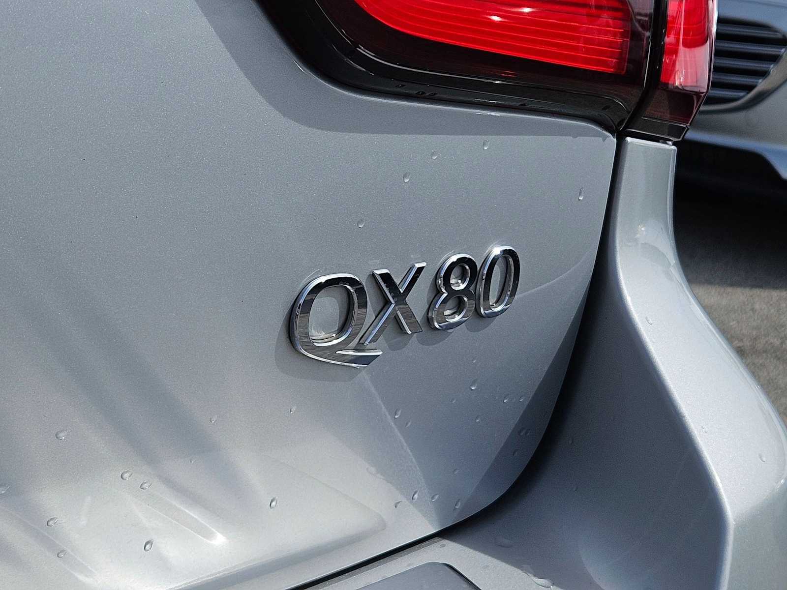 Thumbnail: 2020 INFINITI QX80 - 12