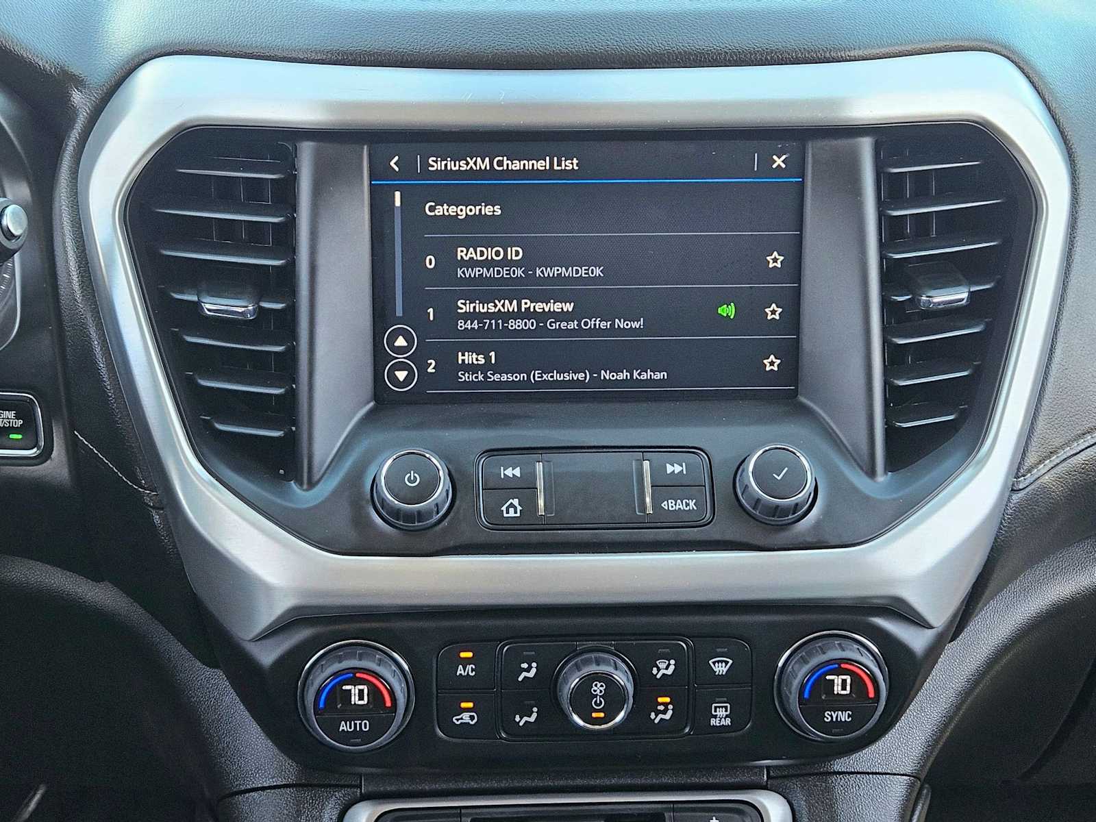 Thumbnail: 2023 GMC Acadia - 25