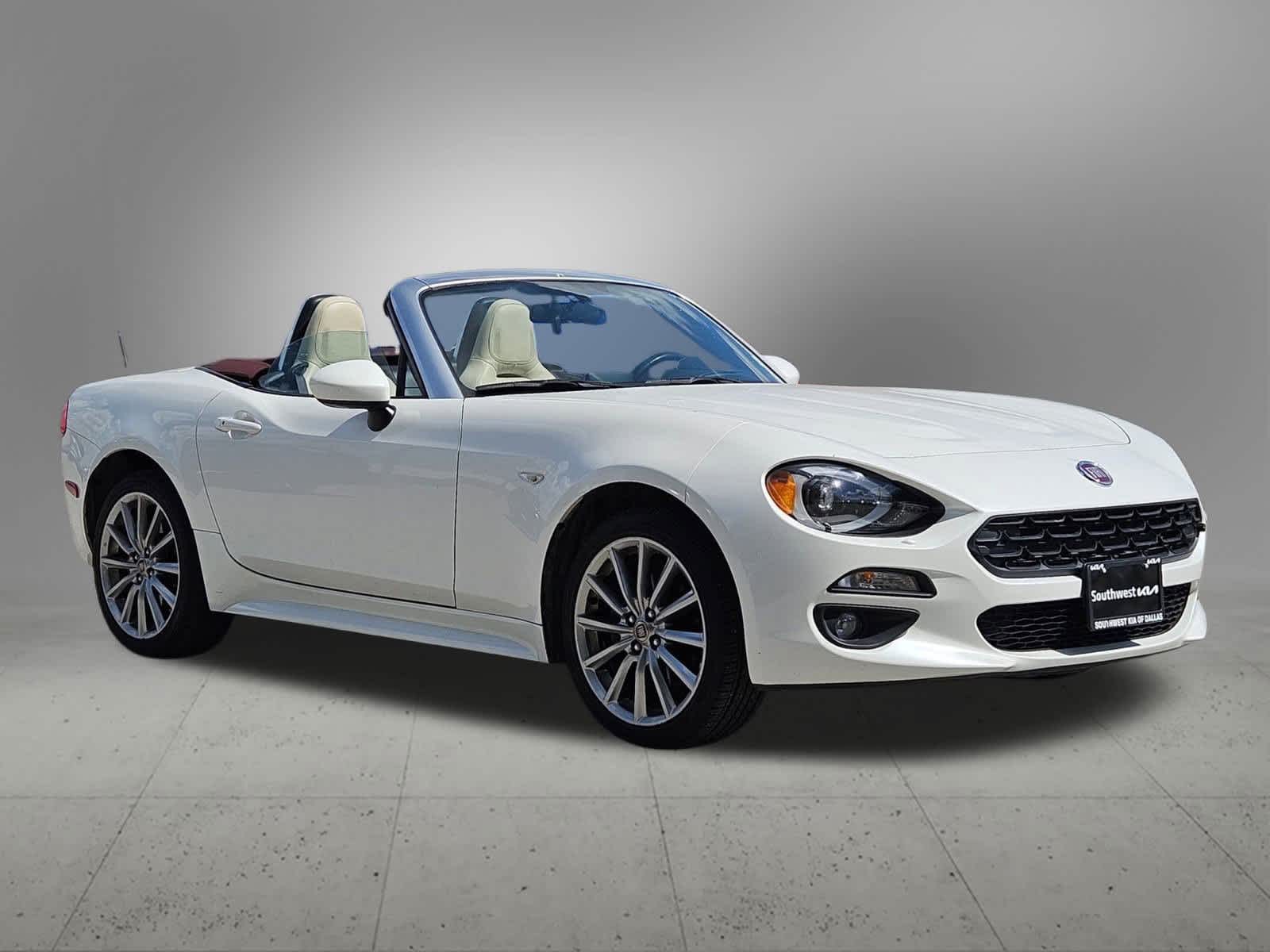 Thumbnail: 2019 Fiat 124 Spider - 8