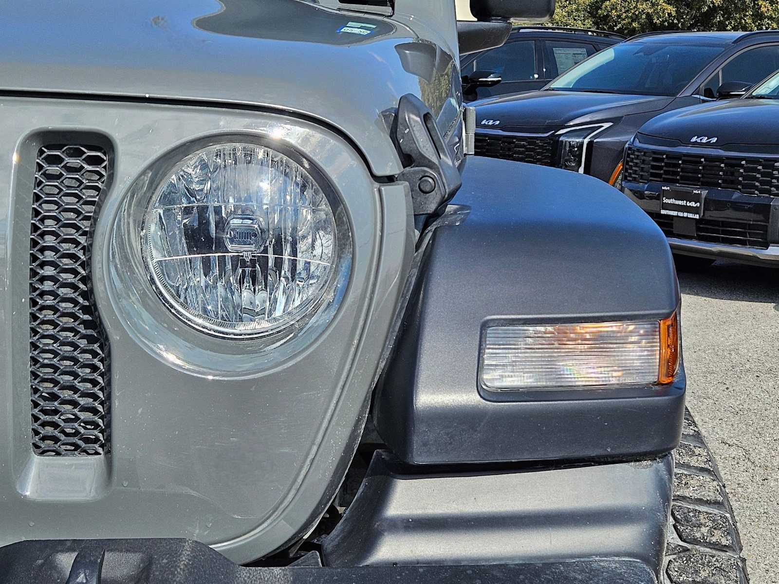 Thumbnail: 2020 Jeep Wrangler - 11